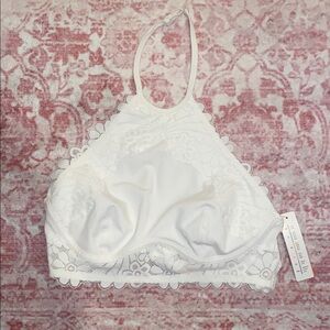 Colsie Ivory Lace Halter Bralette